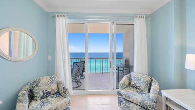 sunrise 1802 living room