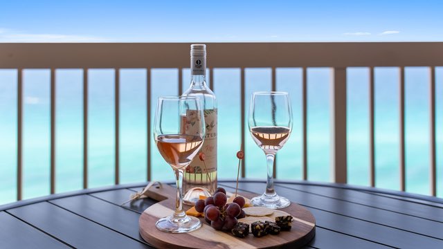 sunrise 1802 wine glasses